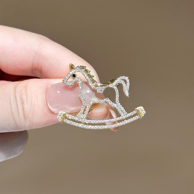 Милая брошь в виде мультяшного пони, изысканная брошь в виде лошади, символизирующая зодиакальный стиль, для женщин, аксессуары для одежды, аксессуары для мужского костюма, корсаж для лацканов.
