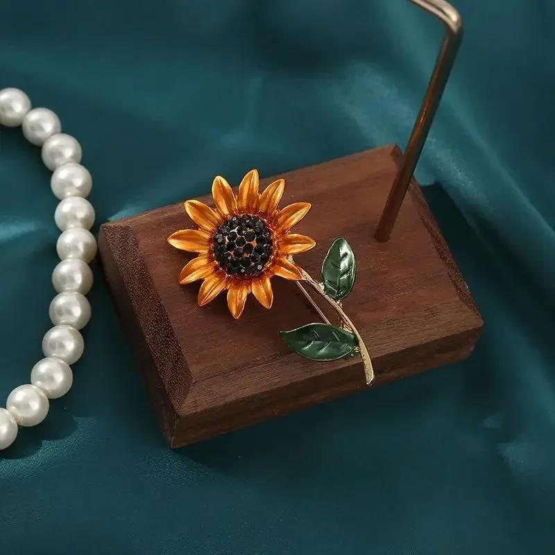 Подсолнух Хризантема Магнолия Эмаль Брошь Нежная Дамская Страза Нагрудный Знак Одежда Аксессуары Подарочные Украшения Подарок Девочке