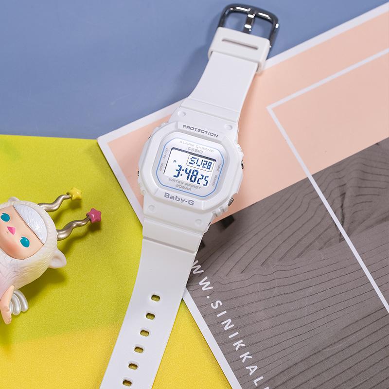 Casio Спортивные водонепроницаемые часы серии BABY-G, модные электронные часы для студентов, трендовые женские, маленький квадрат, кварцевый механизм, полимерный ремешок BGD-560-7PR