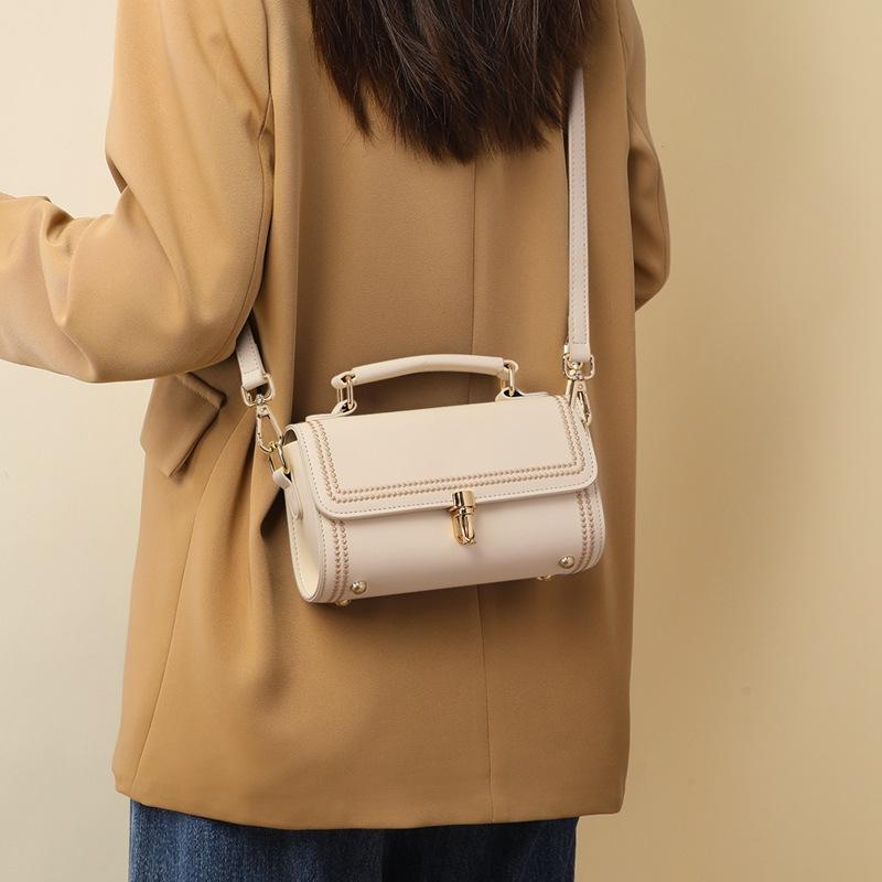 2025 New Autumn Winter Women's Bag Fashion Versatile Shoulder Handbag High-end Mini Crossbody Bag Small Bag