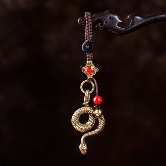 Брелок в стиле ретро в виде змеи, реалистичная резьба, кулон на удачу, китайский брелок на год змеи 2025, сумки, аксессуары для одежды