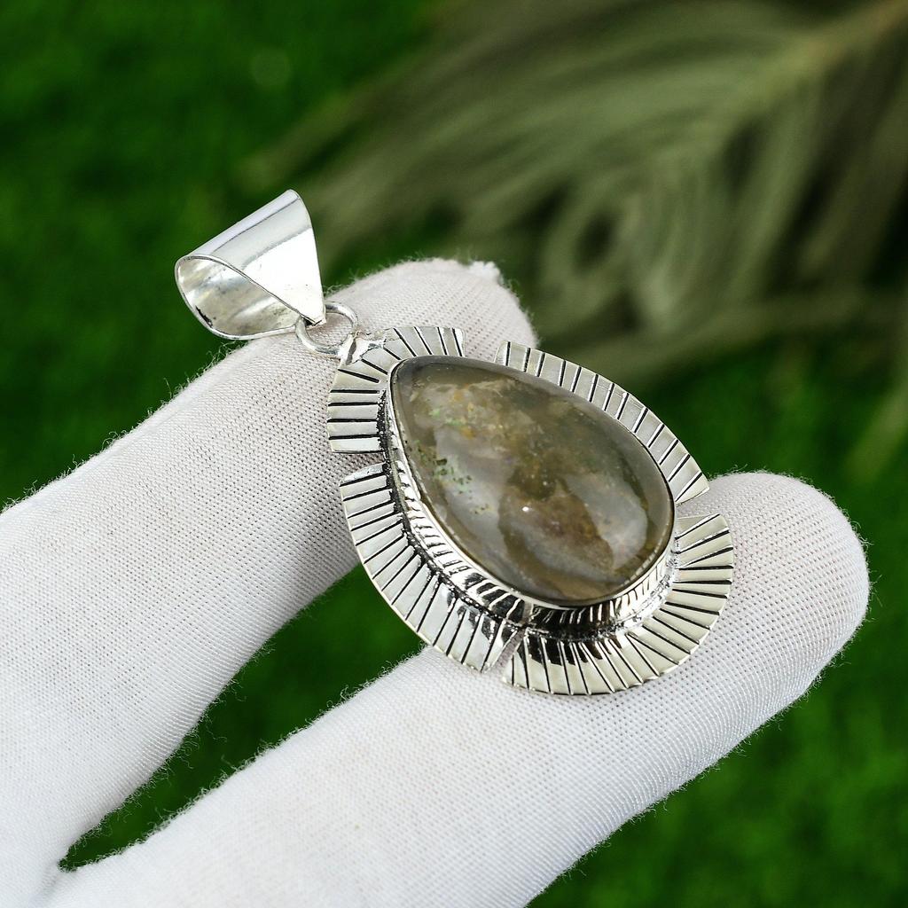 925 Silver Pear Natural Garden Quartz Engagement Bezel Sister Artisan Pendant