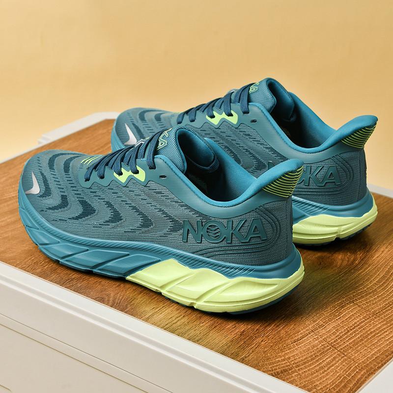 Повседневная беговая летняя мода противоскользящая походная сетчатая воздухопроницаемая спортивная обувь теннисный тренд 2025 кроссовки мужские