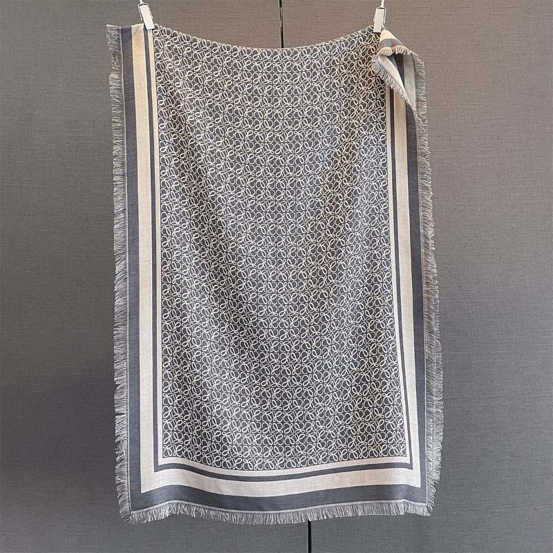 Autumn New Women's Imitation Cashmere Scarf Fashion Jacquard Design High Sense Versatile Age-reducing Warm Scarf