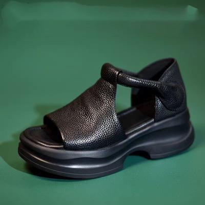 Летняя новая женская обувь для улицы из мягкой кожи на толстой подошве, ретро, на танкетке, с завышенной пяткой, универсальные шлепанцы с закрытым носком