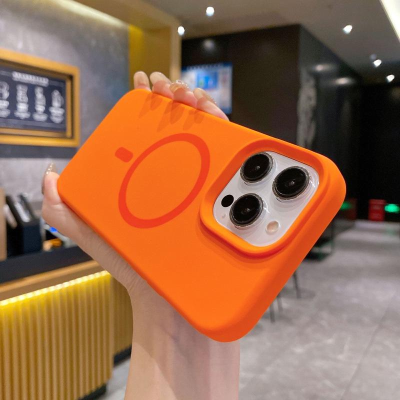 Магнитный чехол из жидкого силикона для iPhone 17 Pro Max, Полное покрытие, Защита от падений, Высококачественная защитная крышка для Apple 17.