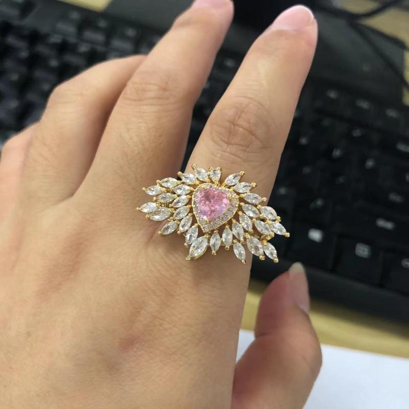 Micro-Inlaid Diamond Zircon Love-Shaped Pink Diamond Ring Simple Fashion Temperament Hand Jewelry