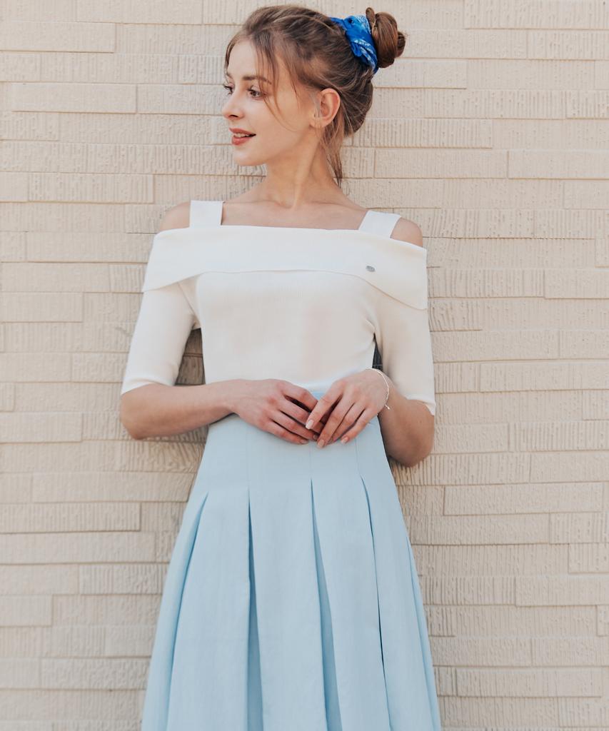 ZEROSTREET [3 Colors] Romantic Solid Off-Shoulder Knit