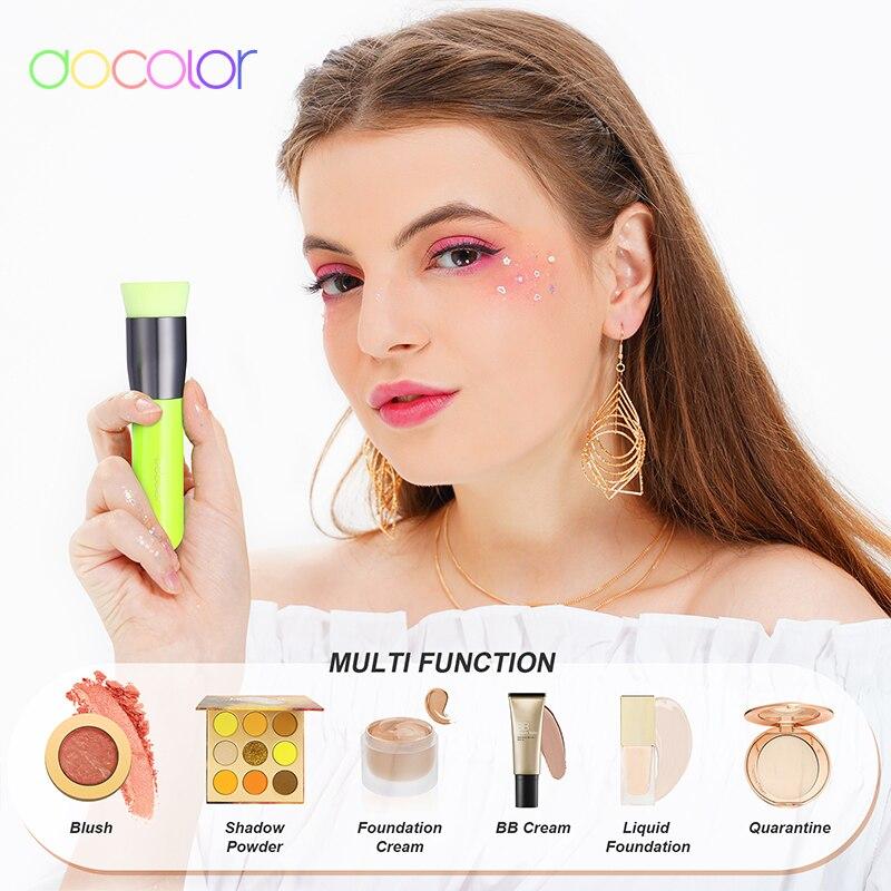 Кисть для макияжа 1шт