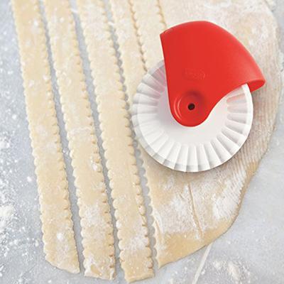 Кухонный режущий круг для выпечки, рулет для пиццы, режущий ролик, инструменты для выпечки, ручной поворотный режущий станок
