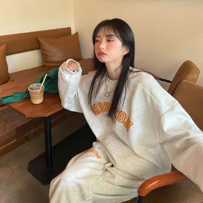 865# Модный женский повседневный спортивный костюм - свободный свитер и брюки на весну/осень 2025 г.