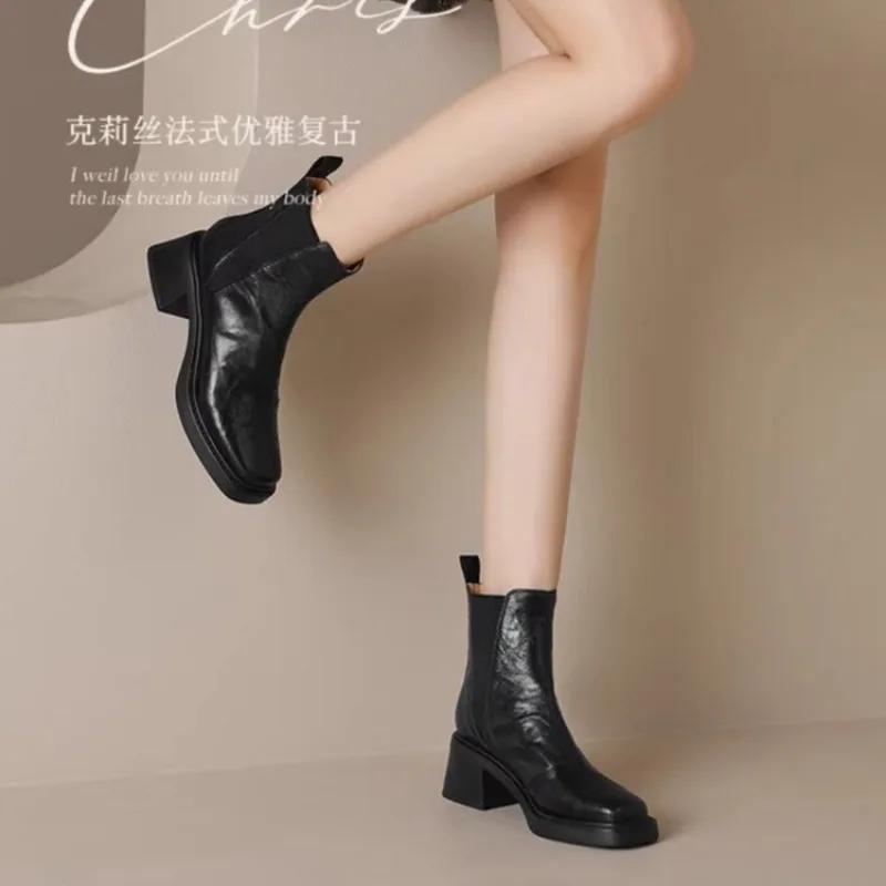 Новые модные однотонные женские ботинки с квадратным носком телесного цвета, универсальные профессиональные повседневные короткие на весну и осень