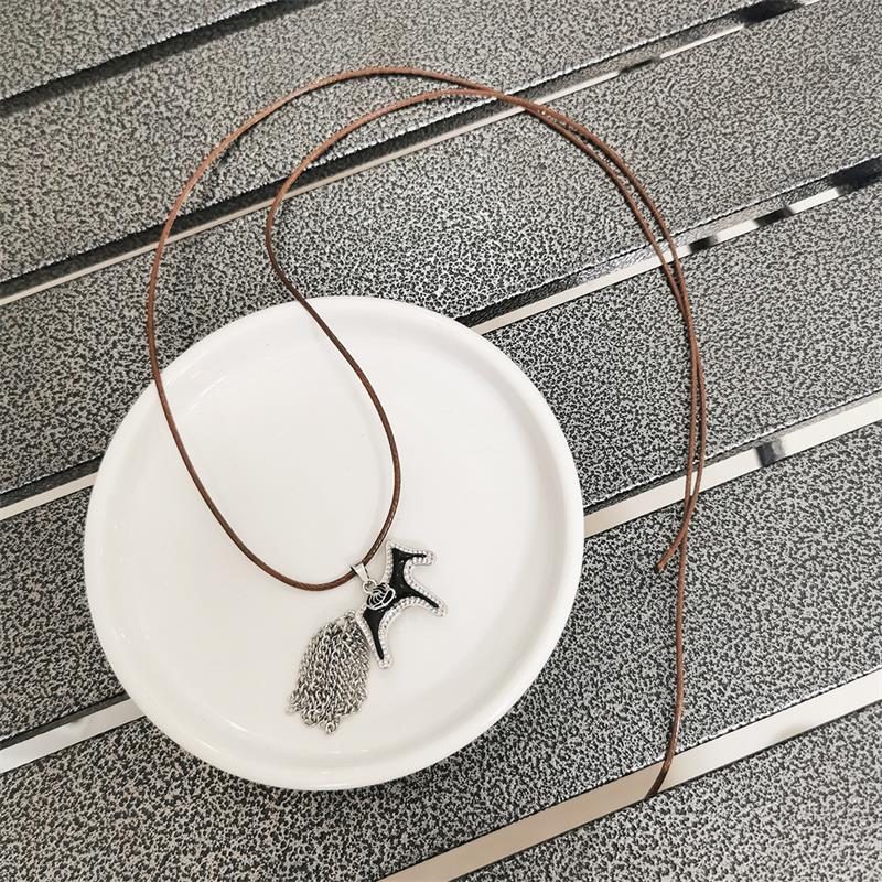 Titanium Steel Horse Pony Tassel Pendant Necklaces Women Mujer Adjusting Long Rope Sweater Chain Neck Accessories Gifts