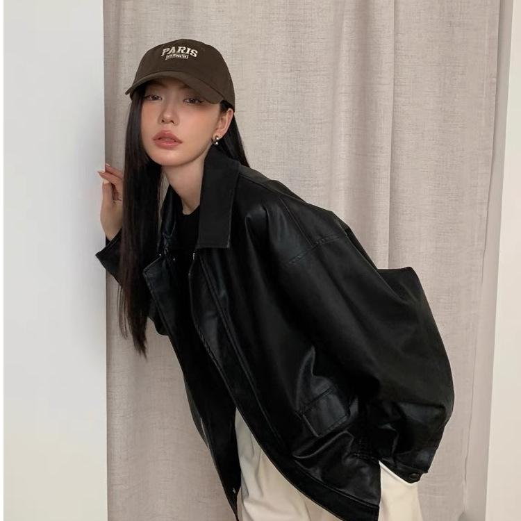 Женская мотоциклетная куртка из коричневой кожи в американском ретро-стиле - осень 2023 г., корейский стиль