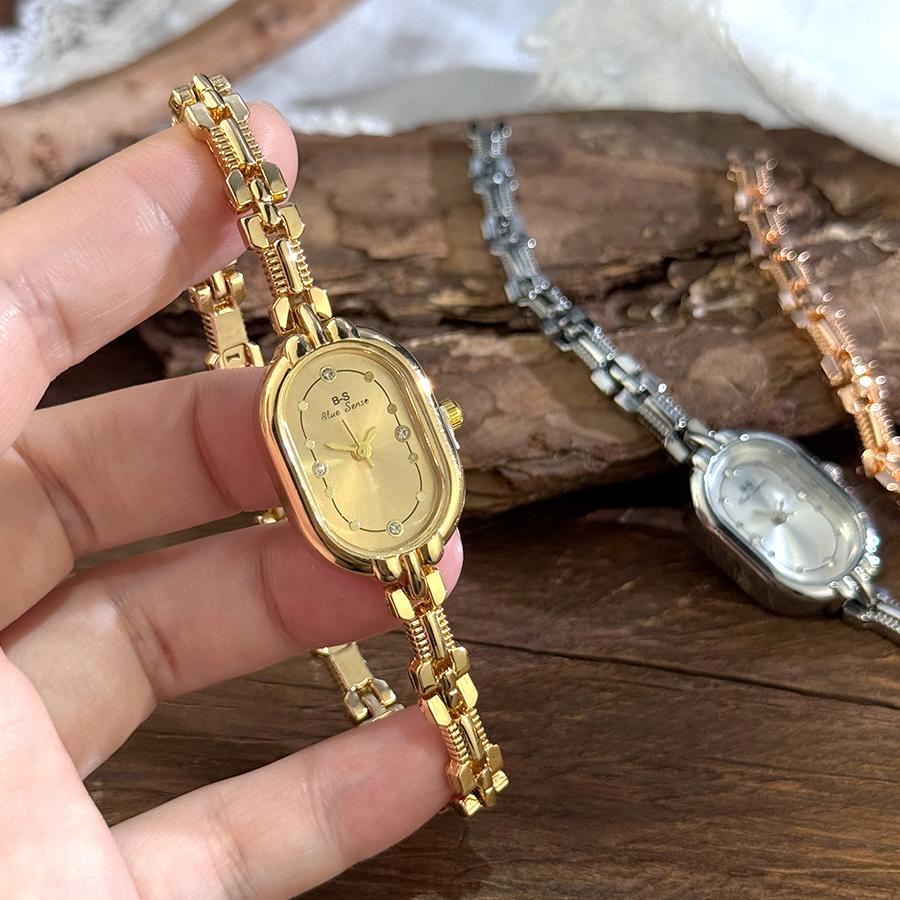 Ladies Vintage Luxury Quartz Watch Elongated Alloy Thin Bracelet Track Shape Case Elegant Lady Commuter Versatile Ellipse Watch