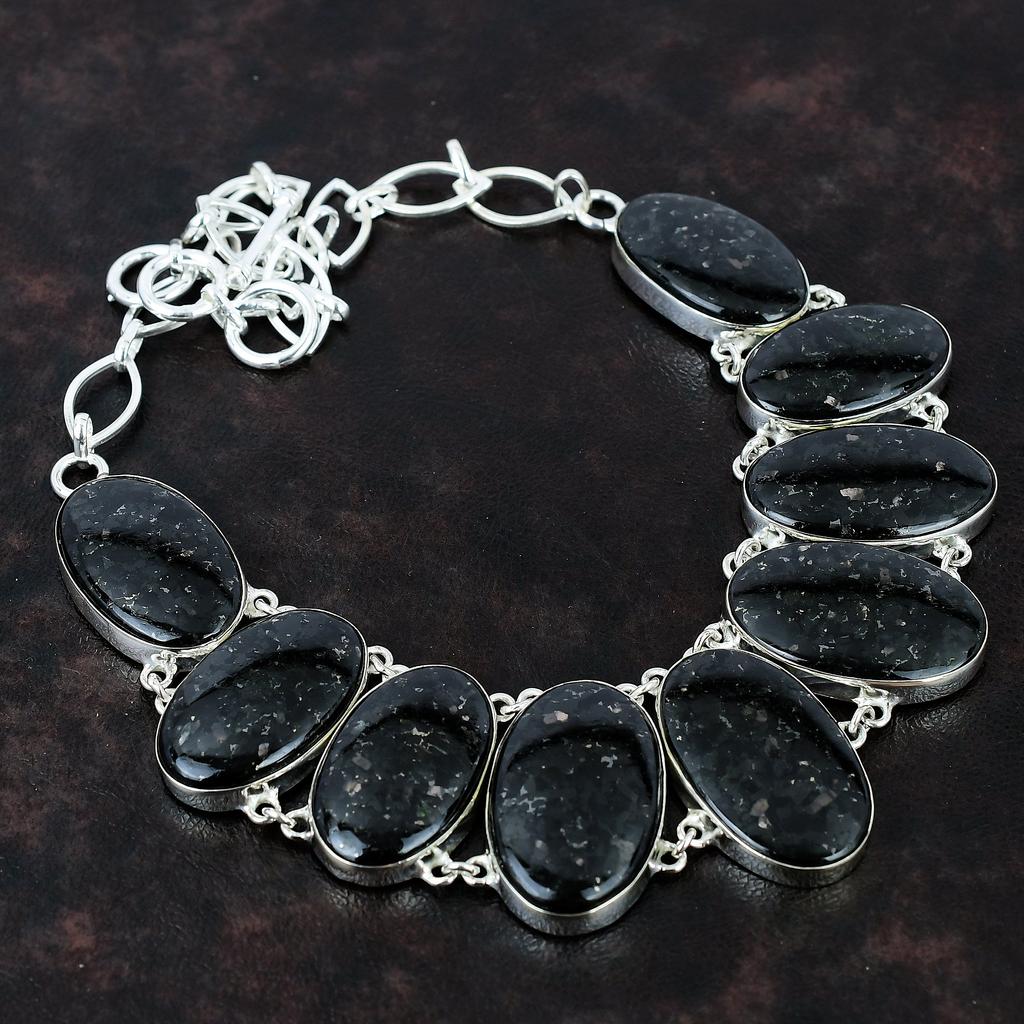 Ожерелье из нууммита, ожерелье из натурального драгоценного камня, ожерелье из стерлингового серебра 925 пробы, регулируемая цепочка, ожерелье из нууммита ручной работы, ювелирные изделия, подарок для женщин