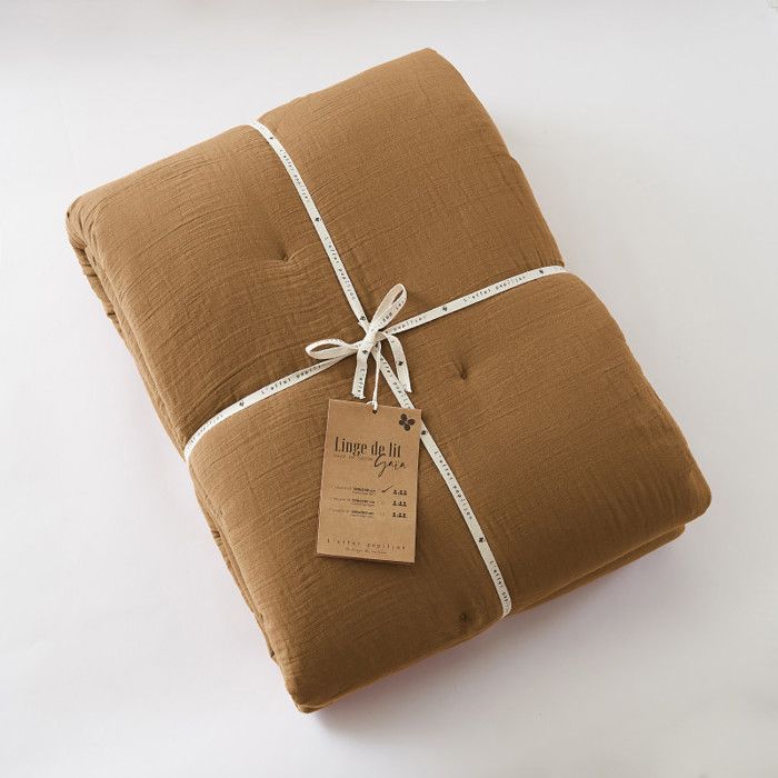 Edredon ou Bout de lit "Gaïa" toutes dimensions "Gaze de Coton" l'Effet Papillon - Gaia Camel - 180 x 240 cm