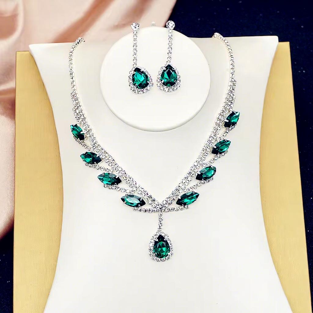 Fashion Two Piece Classic Christian Elegant Christmas Versatile Crystal Bridal Water Drop Rhinestone Necklace Jewelry Sets