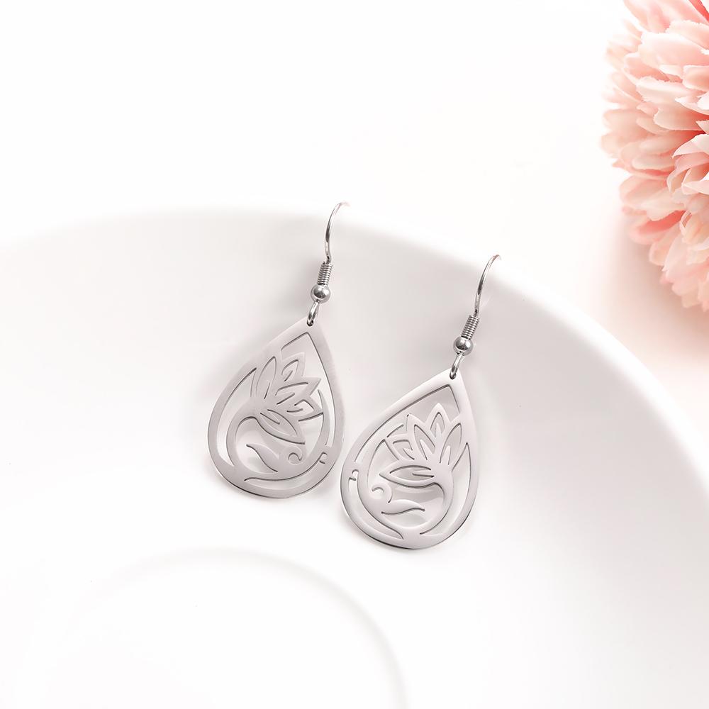 Vintage Hollow Women‘s Flower Earrings Jewelry Stainless Steel Water Drop Shape Geometric Earring