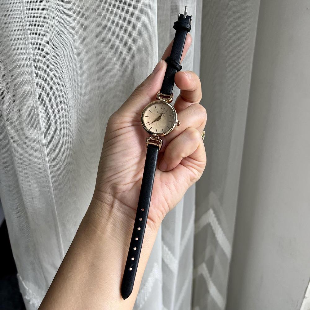 Простые повседневные студенческие часы корейской версии с дисковым ремешком, кварцевые