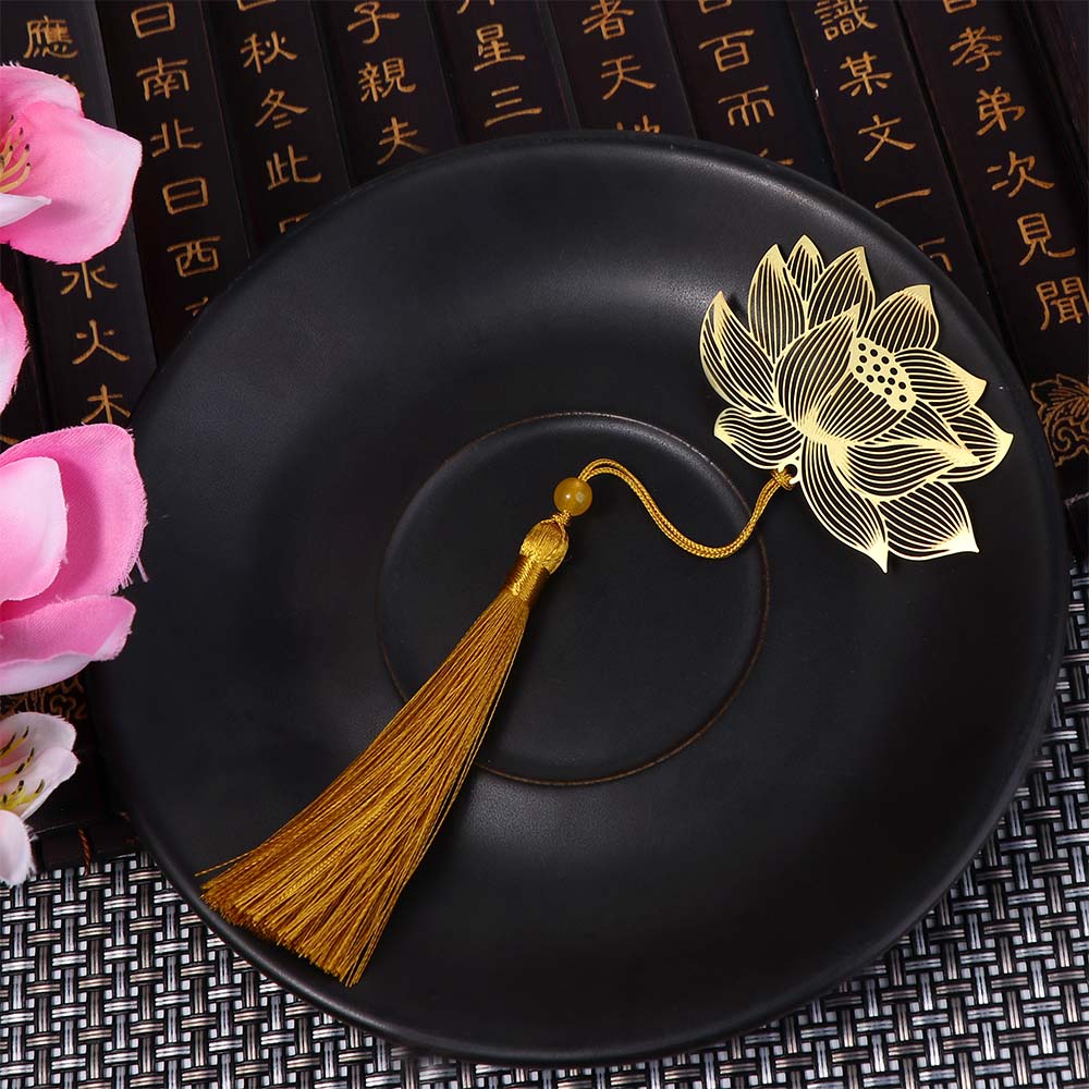 Chinese Style Vintage Page Clip Book Holder Metal Bookmark Leaf Bookmark Hollow Book Mark Bookmark