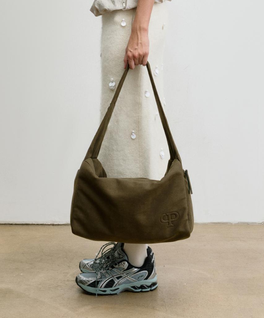 Christine Project Stud Suede Bulky Bag(Matcha)