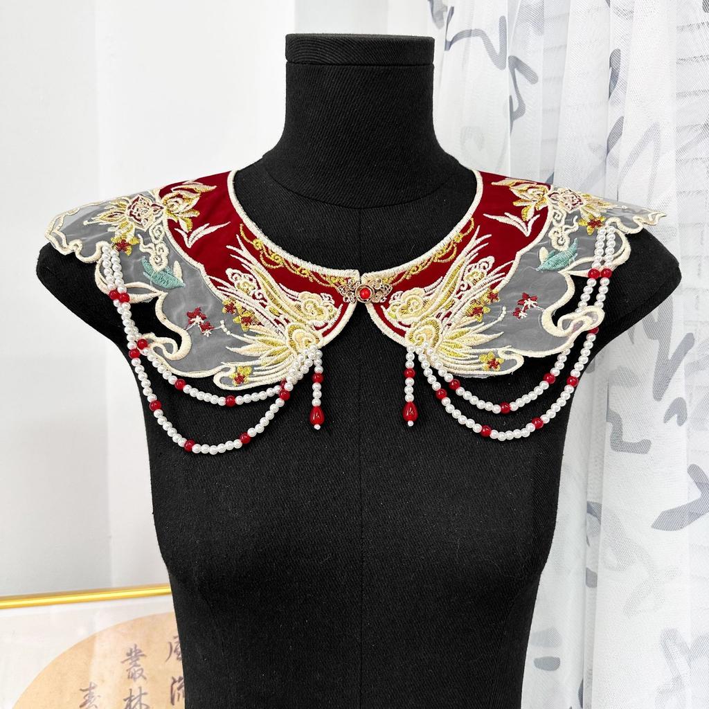 National Style Embroidered Hanfu Top Cloud Shoulder Accessories Heavy Industry Tassel Pendant Embroidered Wedding Clothing New Year'S Clothing