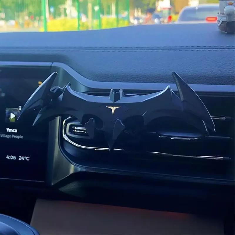 Car Bat Hero Gravity Auto Phone Holder Air Vent Nav Support Decor