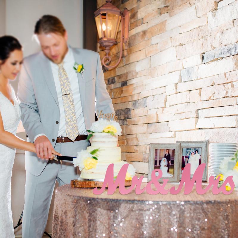 1 Set Wooden Mr  And  Mrs  Letter  Ornament Wedding Props Large Photography Props