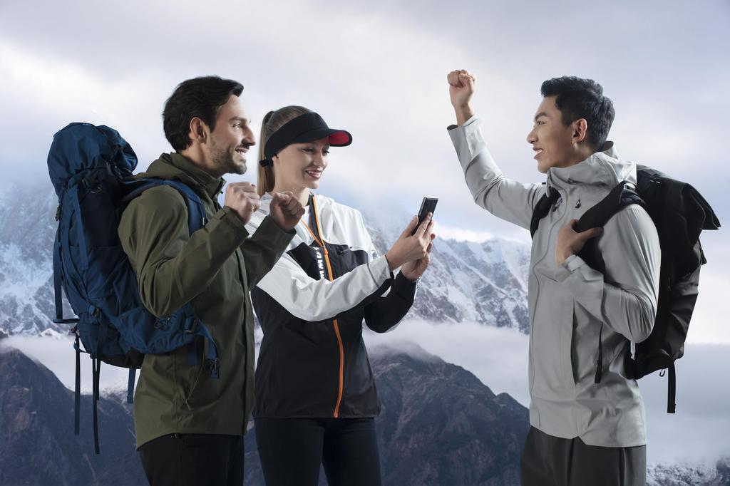 iFLYTEK Smart Translator iFLYTEK Translator Global Communication 2 Years Voice Translation In 60 Languages of Which Are Text Translation Translation