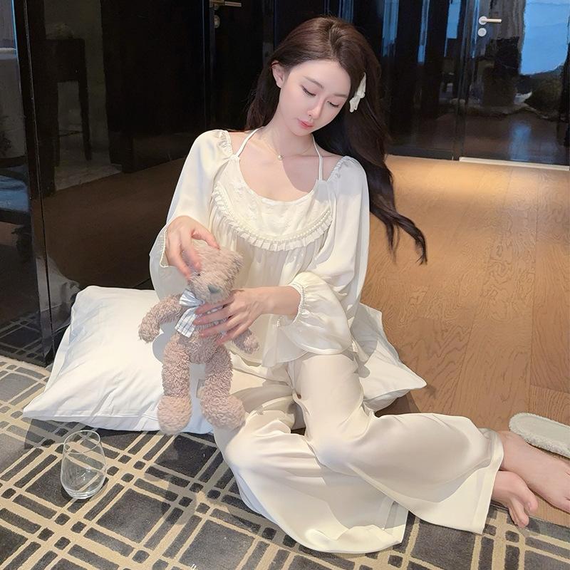 Spring thin ice silk pajamas women's Korean version of sweet pure wind pullover long sleeves trousers loose loungewear can be worn outside