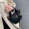 Bucket Bag New Crossbody Bag Women's Bag Autumn and Winter Fashion Versatile High-end Light Luxury Handbag