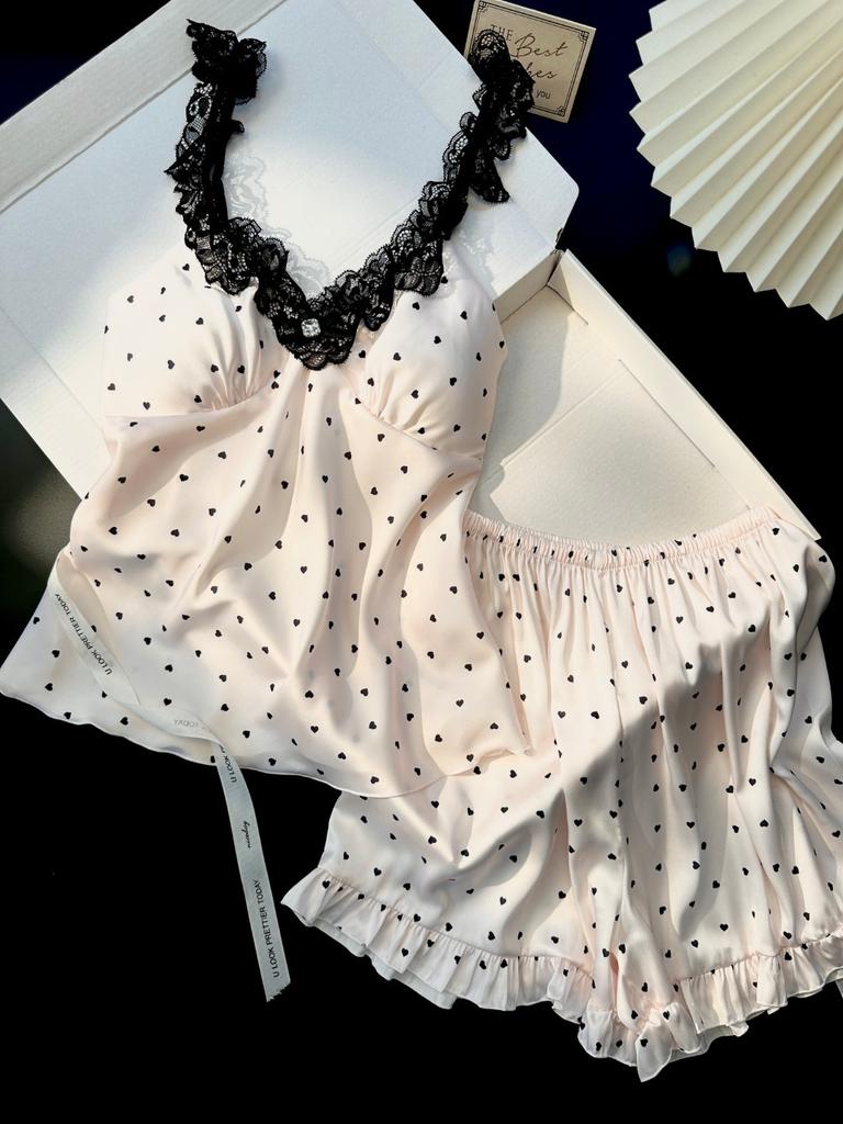 Ice silk pajamas women's summer new sweet pure wind pajamas French sexy suspenders with chest pads thin loungewear