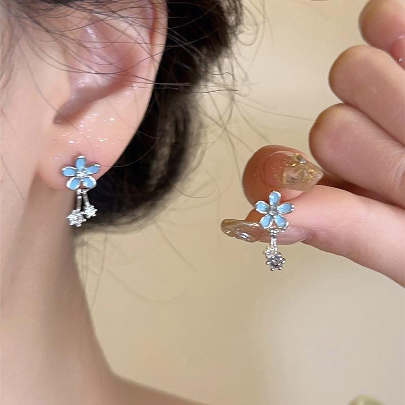 Серьги-подвески с полыми цветами и бахромой из серебряной иглы, модные, с индивидуальностью, в стиле холодного ветра, длинные, с темпераментом, передовые
