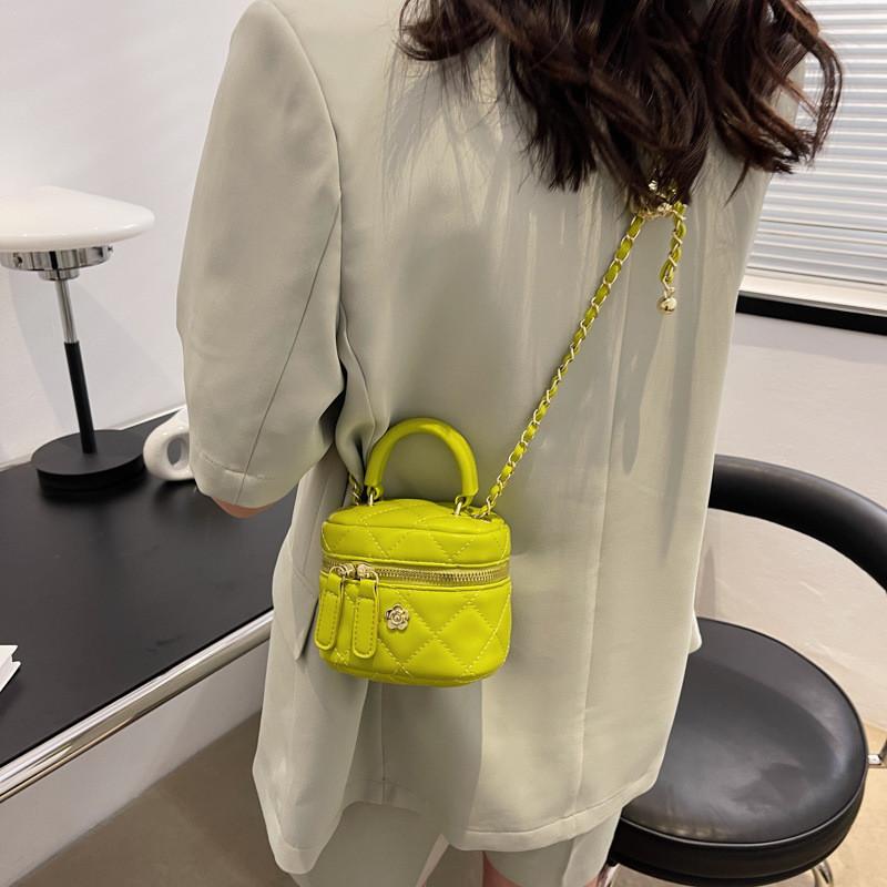 Chic Diamond Grid Chain Handbag 2024 New Style Popular This Year High-end Texture Urban Minimalist