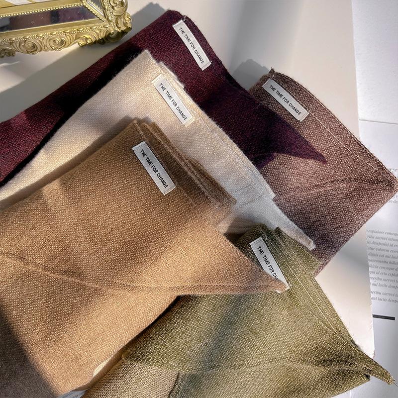 Korea Styles Simple Scarf Triangular Women Winter Warm Solid Color Headscarf Shawls Neckerchief Hijab Wraps Scarves