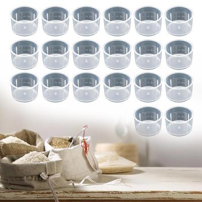 Прозрачный мерный стакан, подходящий для измерения небольших количеств жидкостей и образцов.