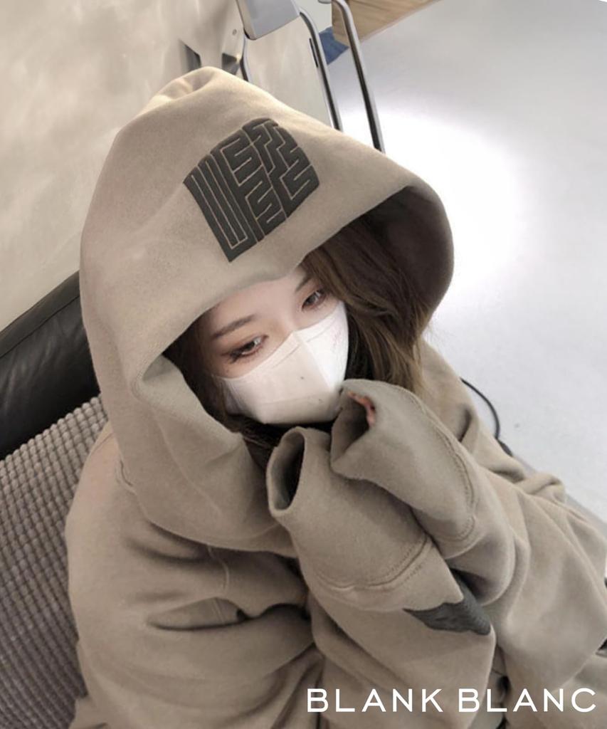 Blanc Blanc Pullover Long Street Loose Street Relaxed Oversized Fleece-Lined Hoodie, Sleeves, Printed, Style, Fall, Winter, Spring, Fit, Office,