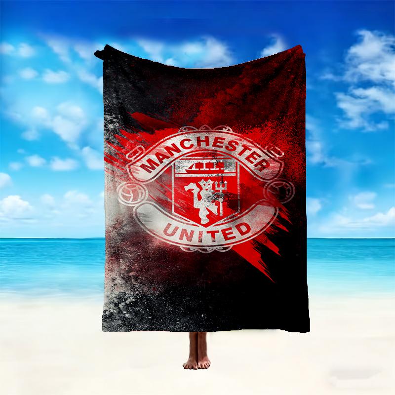 Soft Manchester United Manchester City Blanket Perfect for Snuggling Up on the Sofa, Ideal for Cozying Up in the Bedroom