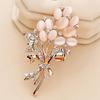 Elegant Floral Brooch Pin with Opal Rhinestone Accents Fashionable Arrow Design Jewelry Accessory for Women, Birthday Gift Fashionable Vintage Jewelry