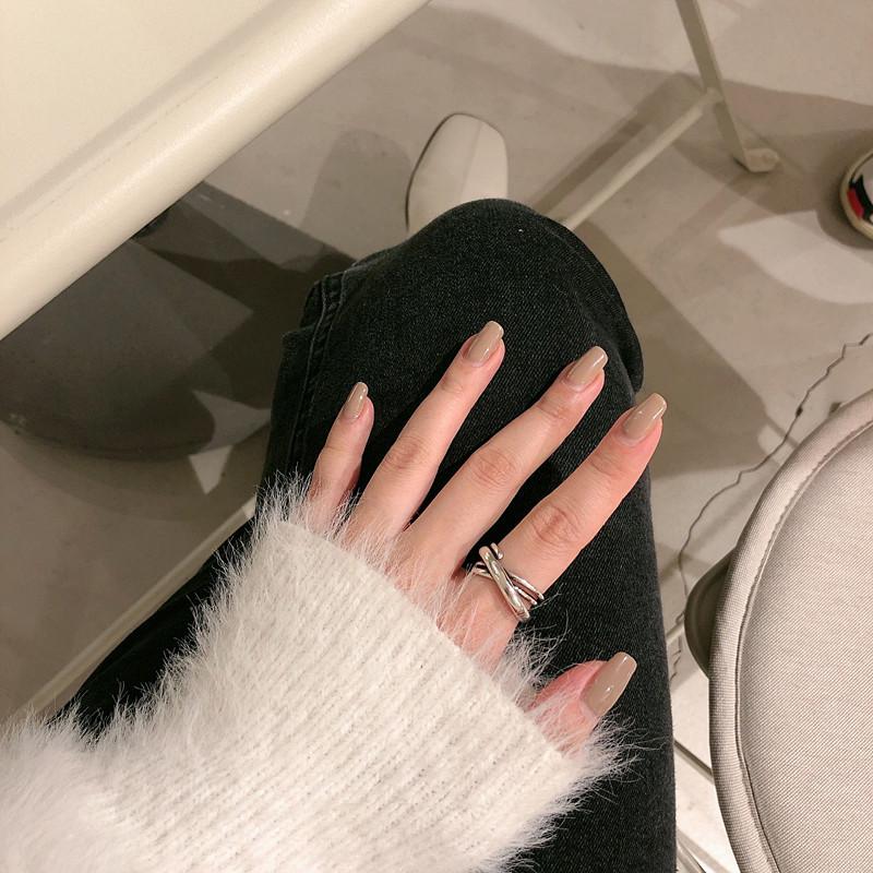 Trendy Minimalist Korean Vintage Stacking Rings for Women - Influencer-Approved Light Luxury Style.