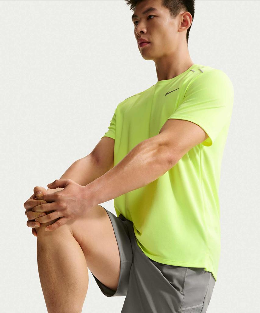NIKE Miler Dri-Fit 7-Inch Unlined Running Shorts M - Smoke Grey / If2057-084