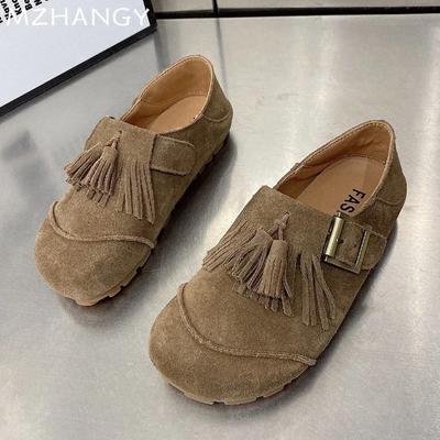 Модные женские замшевые туфли на плоской подошве, мокасины, обувь с бахромой, модные спортивные кроссовки 2024 года, трендовые осенние кроссовки для бега, повседневные прогулочные туфли для женщин