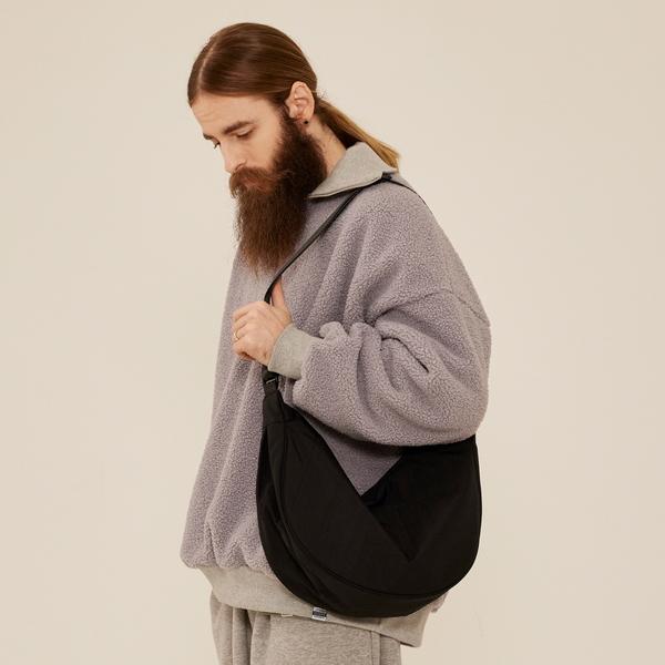 Cb HALF CIRCLE BIG CROSS BAG (BLACK), CB2211601-7000025282