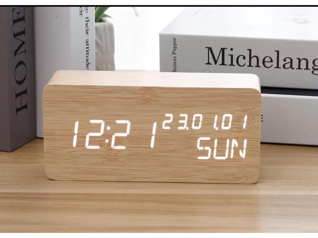 Rectangular Perpetual Wooden LED Clock with Voice Control and Wake-up Function