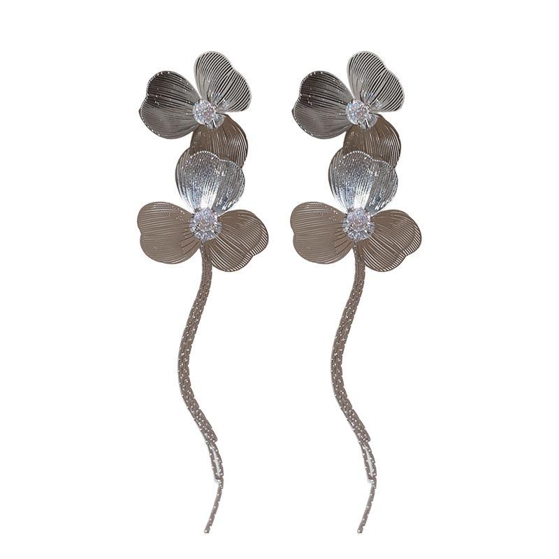Женские серьги GemChic, модные серьги-гвоздики с цветочными кисточками, маленькие, изысканные, классные, на день рождения, рождественский подарок