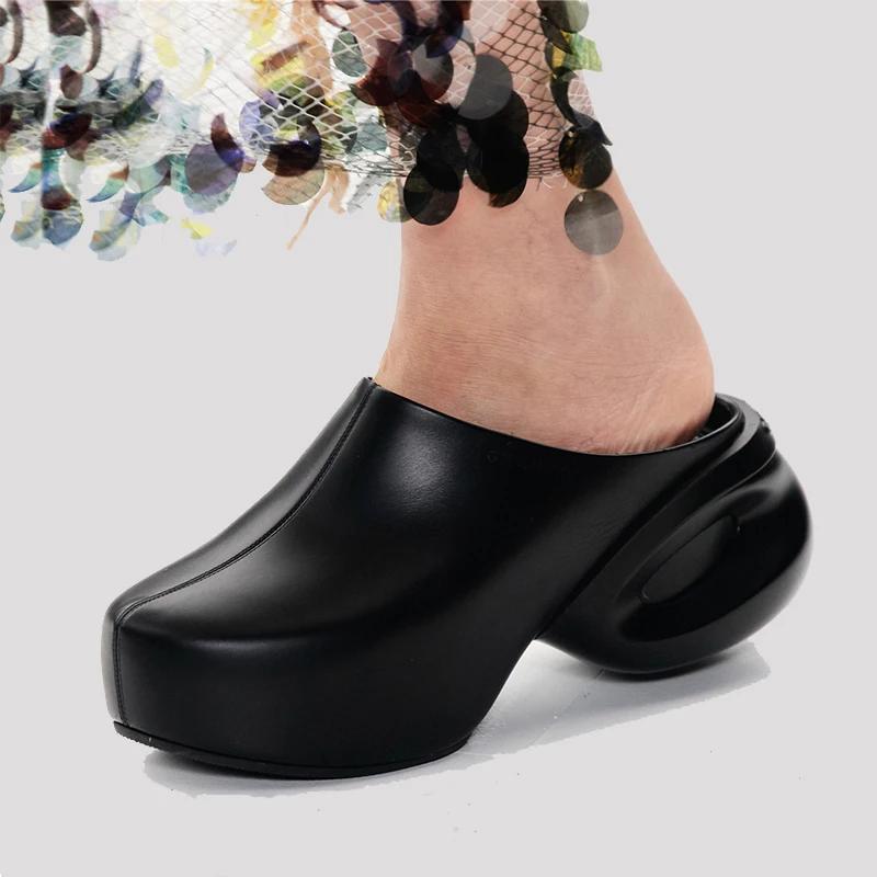 Модный бренд Водяной бриллиант Плоская подошва Пляжные шлепанцы Женские Отпуск Досуг Серебристые Сандалии на толстой подошве Средний каблук Женская обувь Размер 43