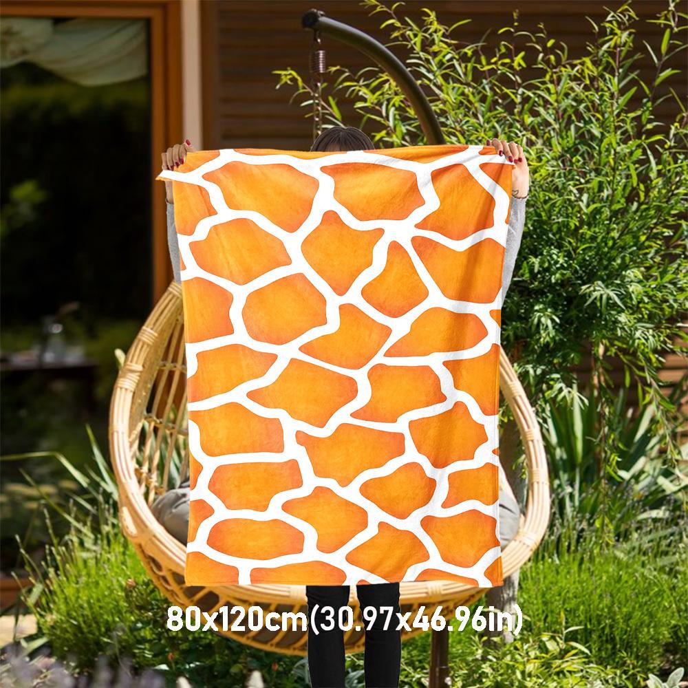 1PC Giraffe PrintOutdoor Flannel Blanket - Soft Plush Decor for Picnics, camping, Bedroom, Playroom, Office, or Lunch Break 1365A