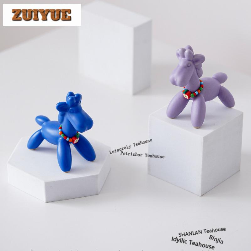 Creative Ceramic Balloon Horse Tea Pet Luxury Exquisite Miniatures Tea Figurine Play Toys Tea Statue Ornaments Accessories Craft