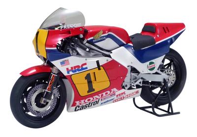 Tamiya Серия мотоциклов 1/12 №. 121 Honda NSR 500 1984 Пластиковая модель 14121